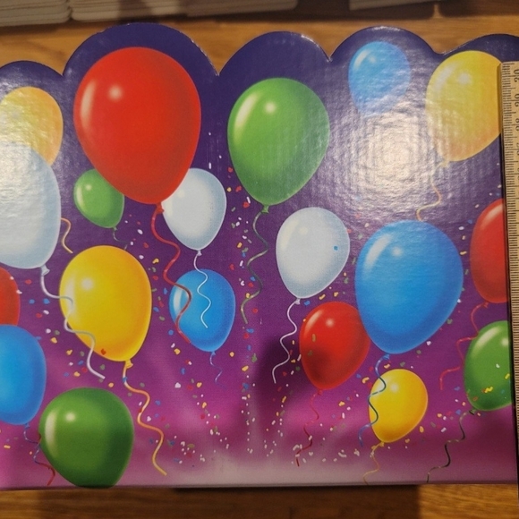 Colorful Party Favor Boxes - Picture 8 of 12